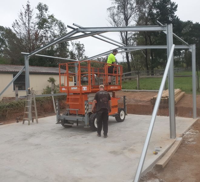 DouglasPark-Shed-erection